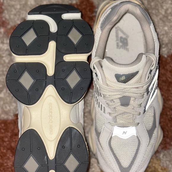 New Balance Off-White and Light Gray Sneakers - Picture 5 of 6